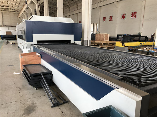 stroj za lasersko rezanje vlaken 3000mm × 1500mm
